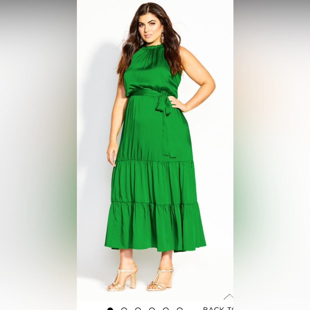 City chic satin maxi dress in Shamrock size XXL for city chic. 22 regular size.